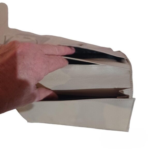 Gucci-Guccissima Continental Flap Wallet #212089 - Picture 8 of 9